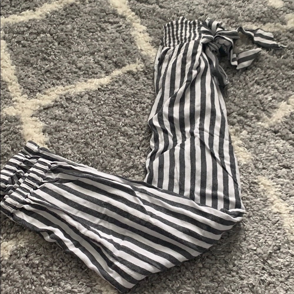 American Eagle striped tie pants